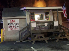 Barbecue near Cascades Motel - Chattanooga